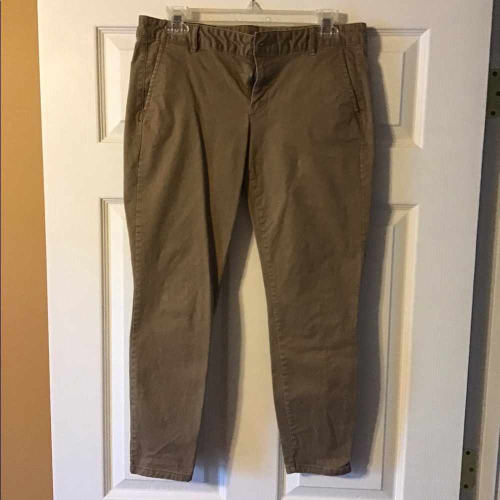 Gap Khakis